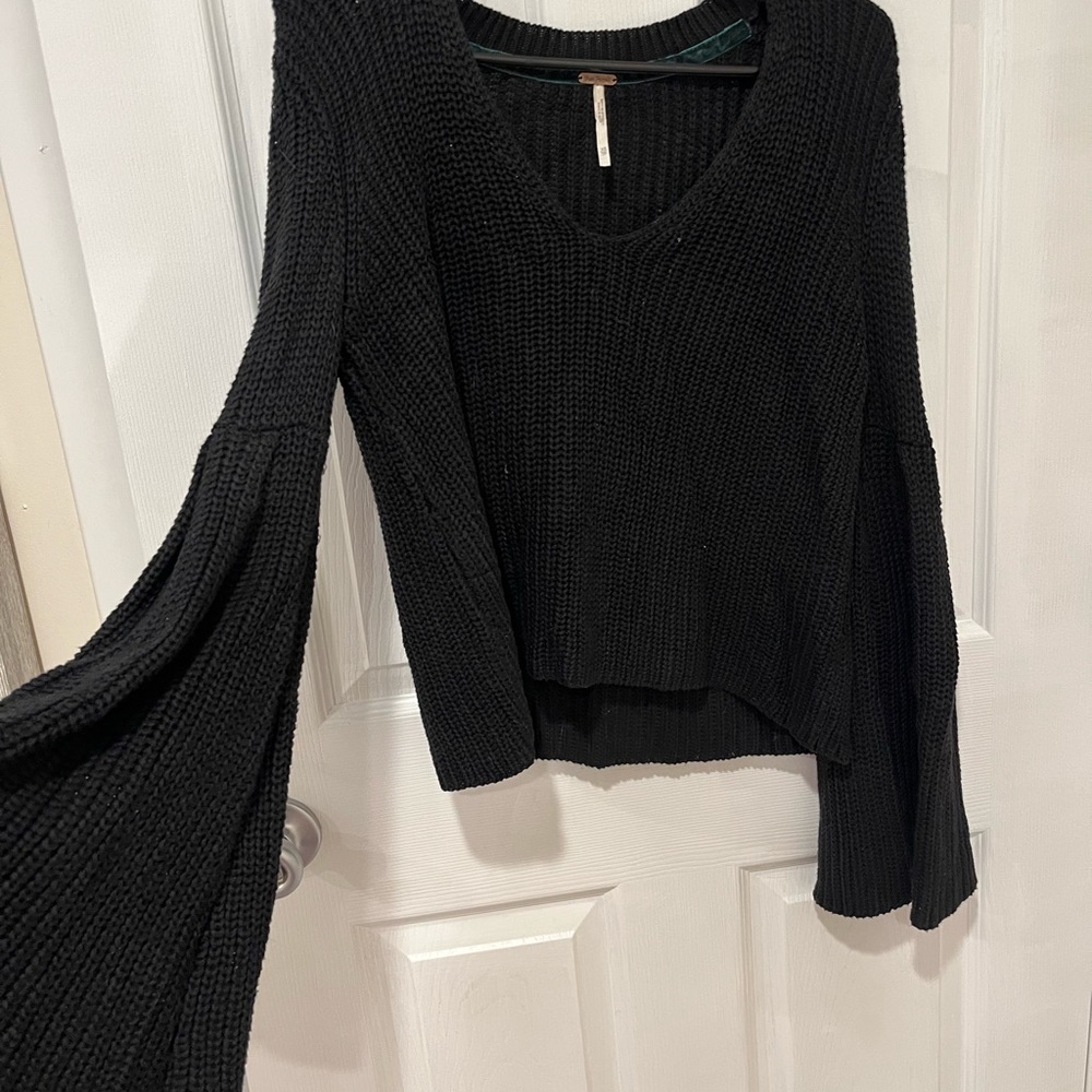 Free People Sweater✨ - Picture 5 of 7